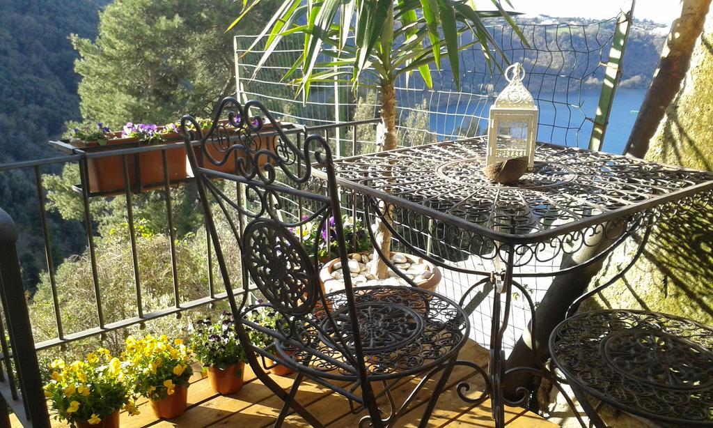 Vistalago Guesthouse Nemi Buitenkant foto
